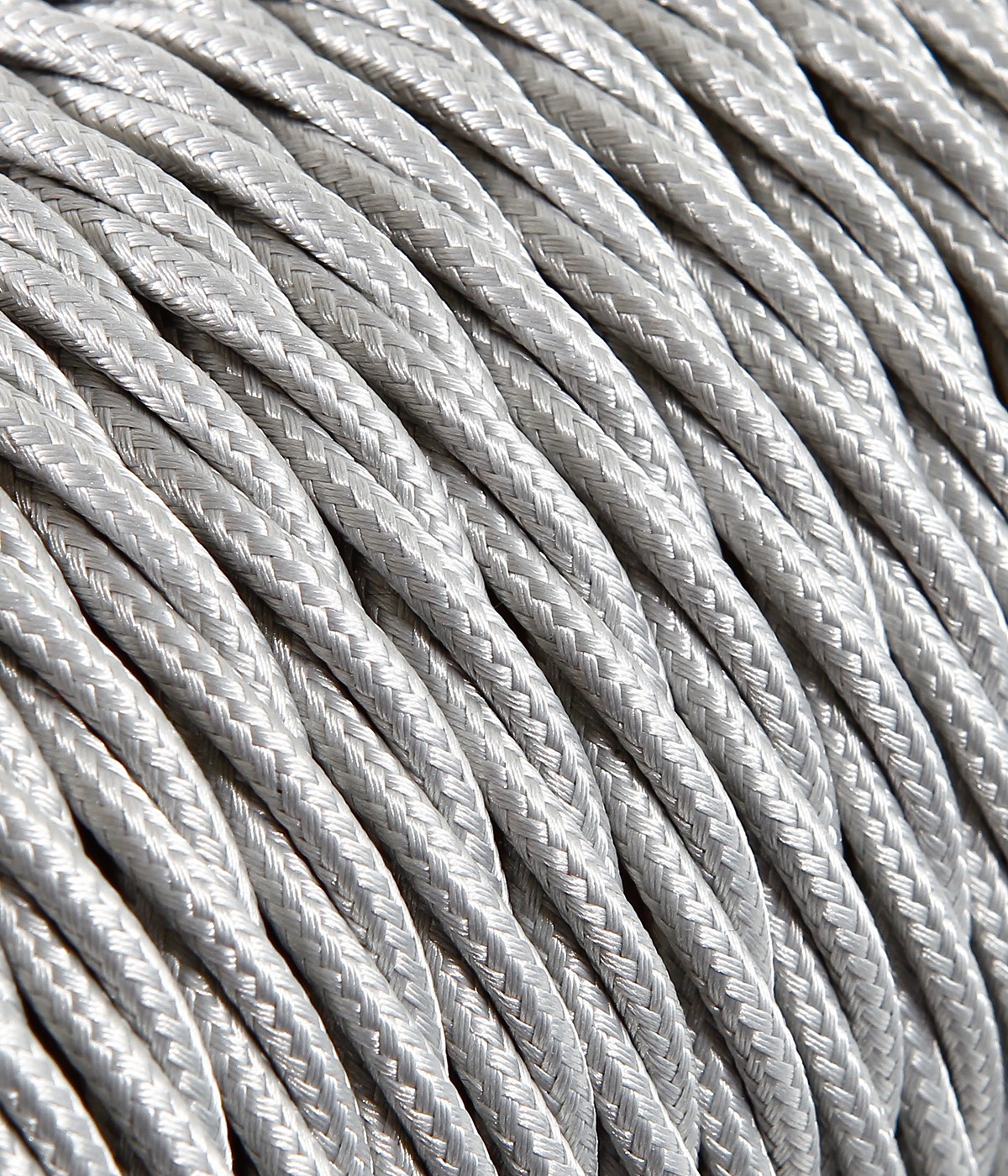 câbles tressés apparents
câbles électriques tressés apparents
câble électrique tissé
câbles tressés recouverts de tissu