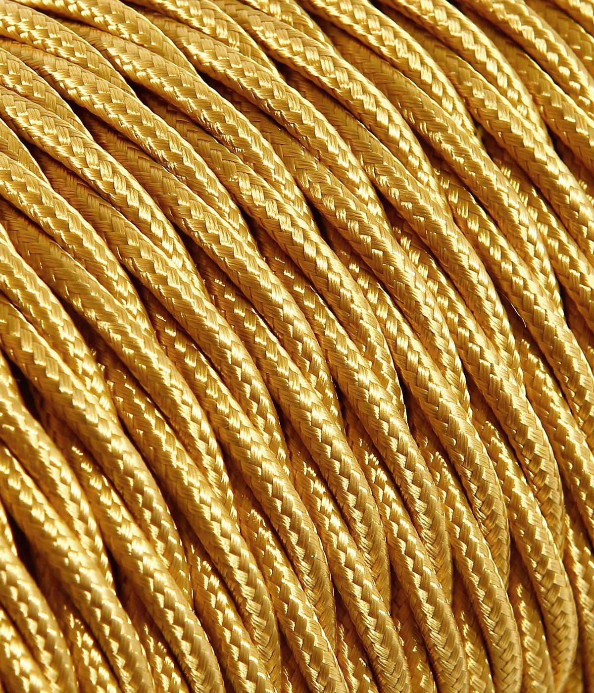 câbles tressés apparents
câbles électriques tressés apparents
câble électrique tissé
câbles tressés recouverts de tissu