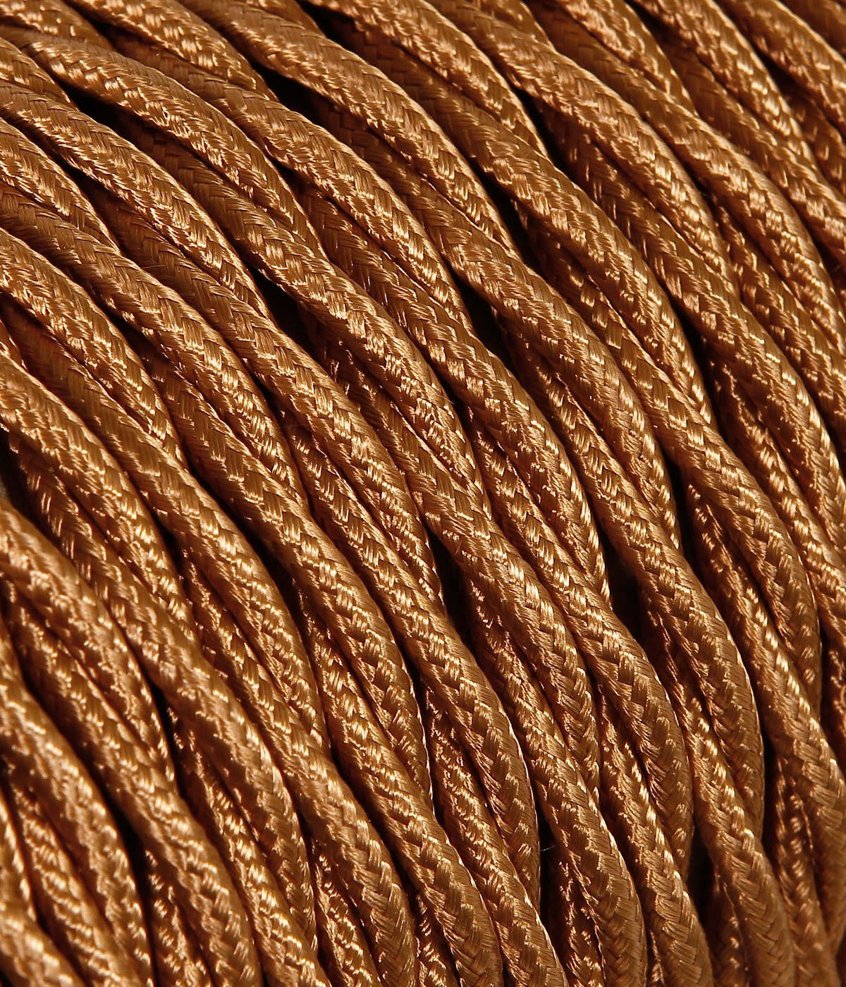 câbles tressés apparents
câbles électriques tressés apparents
câble électrique tissé
câbles tressés recouverts de tissu