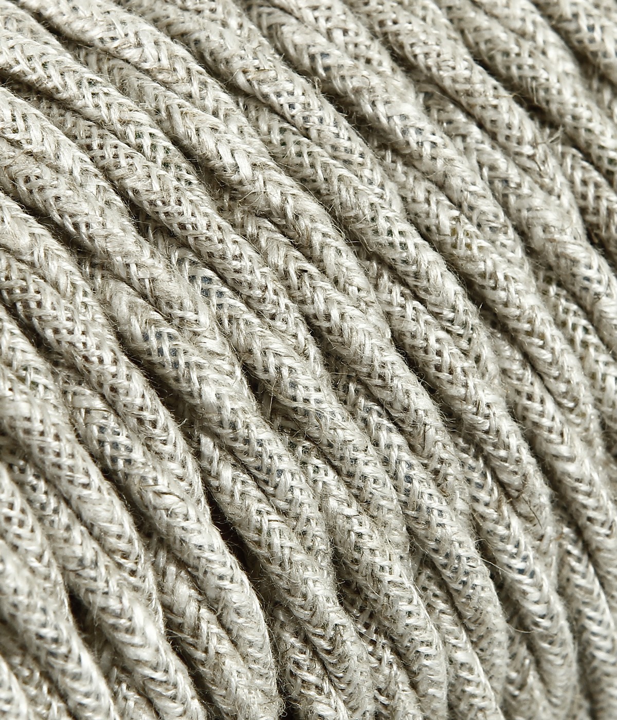 câbles tressés apparents
câbles électriques tressés apparents
câble électrique tissé
câbles tressés recouverts de tissu